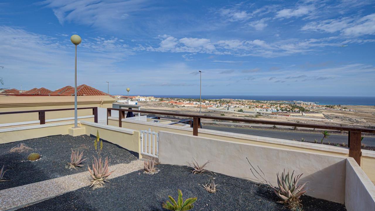 Private Terrace Home - Parking - Pool Caleta De Fuste Zewnętrze zdjęcie